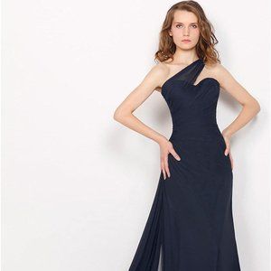 Georgeous navy gown